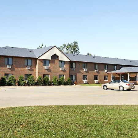Howard Johnson By Wyndham Waterloo/Cedar Falls Εξωτερικό φωτογραφία