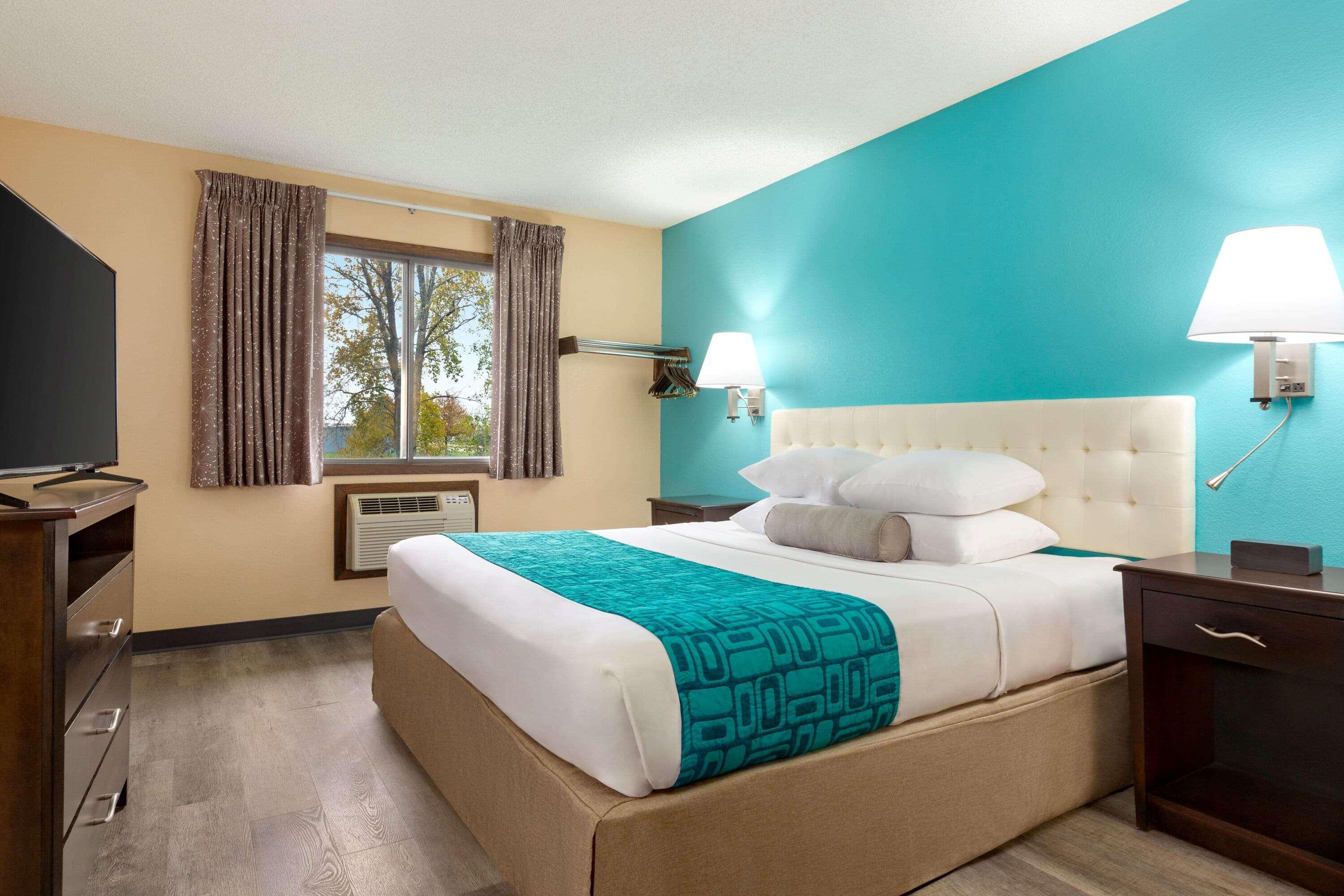 Howard Johnson By Wyndham Waterloo/Cedar Falls Εξωτερικό φωτογραφία
